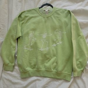 Skeleton skateboarders sweatshirt urban officers